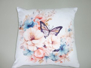 Poszewka motyl w kwiatach